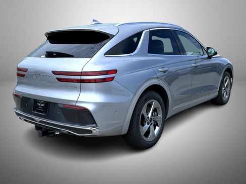 New 2026 Genesis GV70 2.5T Advanced w/ G1 Accessory Package AWD/4WD image 5