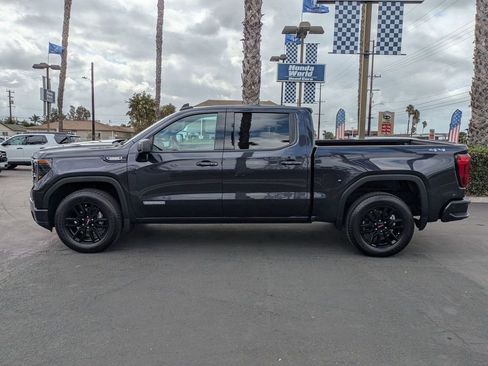 Used 2025 GMC Sierra 1500 Elevation image 15
