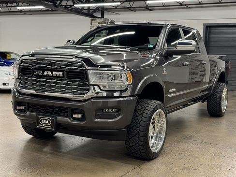 Used 2021 RAM 2500 Limited AWD/4WD image 3