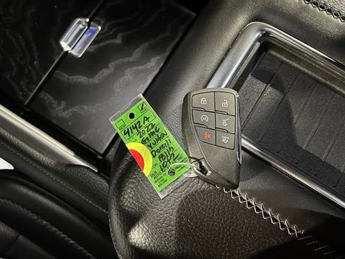 Used 2022 GMC Yukon Denali w/ Denali Premium Package image 51