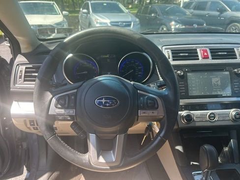 Used 2017 Subaru Legacy 2.5i Premium AWD/4WD image 14