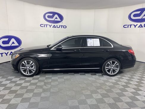 Used 2017 Mercedes-Benz C 300 Sedan image 6