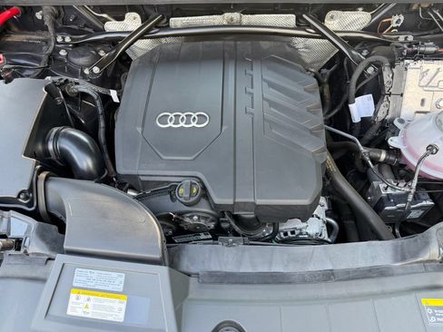 Used 2023 Audi Q5 2.0T Premium w/ Convenience Package AWD/4WD image 31