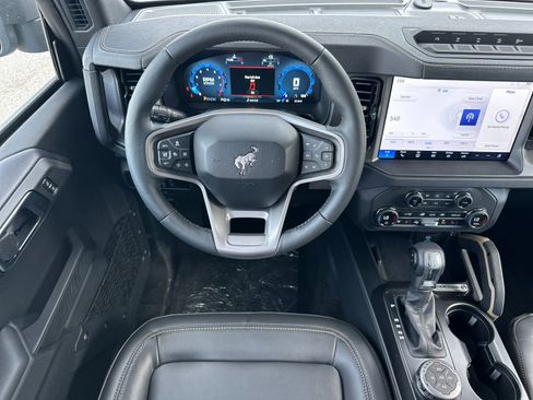 New 2025 Ford Bronco Badlands AWD/4WD image 16