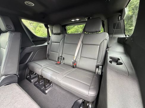 Used 2025 Chevrolet Tahoe Z71 AWD/4WD image 26