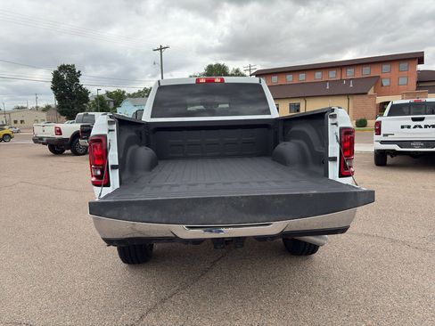 Used 2025 RAM 2500 Big Horn AWD/4WD image 12