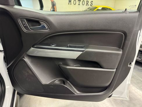 Used 2016 Chevrolet Colorado LT w/ LT Convenience Package AWD/4WD image 23