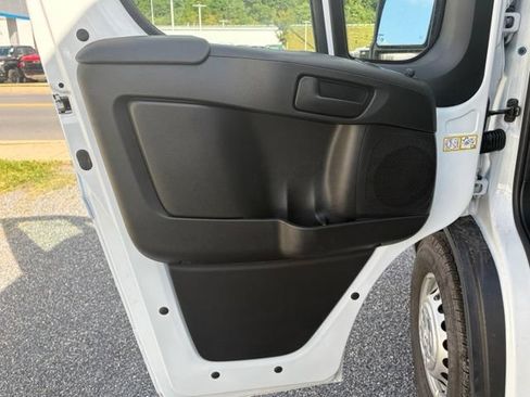 New 2026 RAM ProMaster 3500 w/ Convenience Group FWD image 13