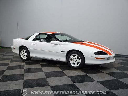 Used 1997 Chevrolet Camaro Z28 w/ Preferred Equipment Group 2 RWD image 16