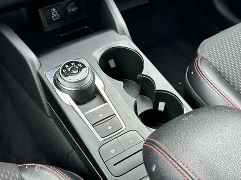 Used 2025 Ford Escape ST-Line FWD image 19