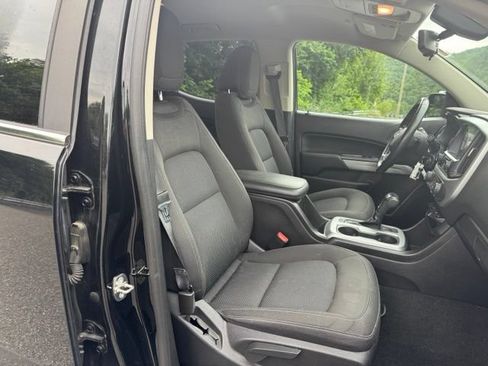 Used 2018 Chevrolet Colorado LT AWD/4WD image 21