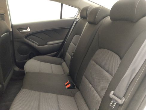 Used 2017 Kia Forte LX FWD image 18