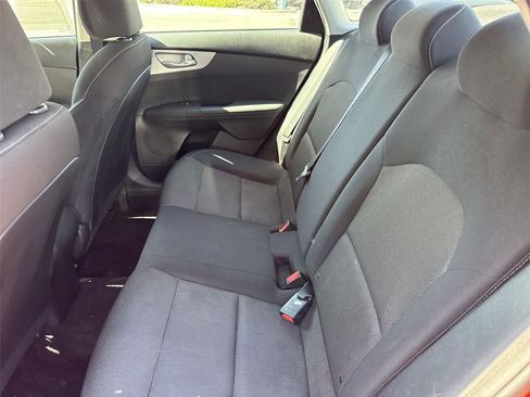 Used 2023 Kia Forte LXS w/ LXS Technology Package image 19