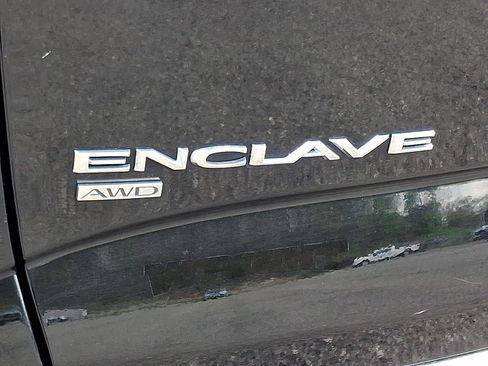 Used 2021 Buick Enclave Essence w/ Sound and Sites Package AWD/4WD image 29