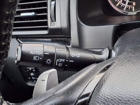 Used 2016 Honda Pilot Touring image 17