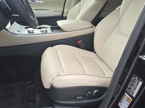 New 2026 Genesis GV70 2.5T Advanced image 13