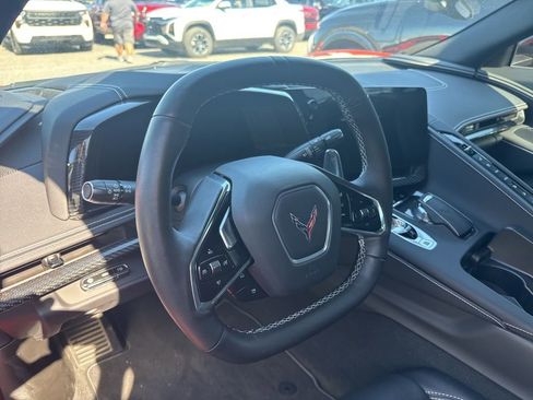 Used 2021 Chevrolet Corvette Stingray Preferred Cpe w/ Z51 Performance Package RWD image 9