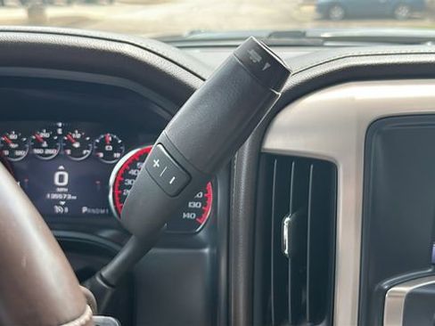 Used 2016 GMC Sierra 2500 Denali w/ Duramax Plus Package AWD/4WD image 29