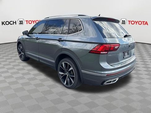 Used 2022 Volkswagen Tiguan SEL R-Line image 6