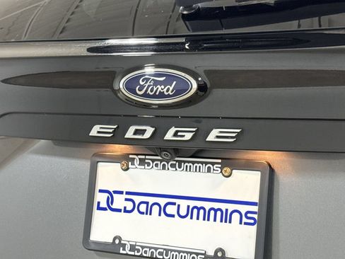 Used 2024 Ford Edge SEL AWD/4WD image 25