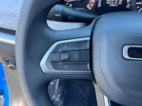 Used 2024 Jeep Compass Sport AWD/4WD image 16