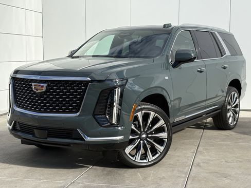 New 2026 Cadillac Escalade Luxury w/ Touring Package image 2