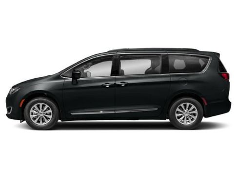 Used 2019 Chrysler Pacifica Limited image 2