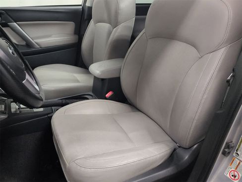 Used 2017 Subaru Forester 2.5i Limited image 17