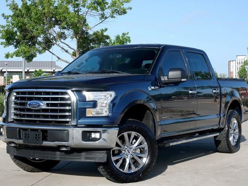 Used 2017 Ford F150 XLT w/ Equipment Group 302A Luxury image 7