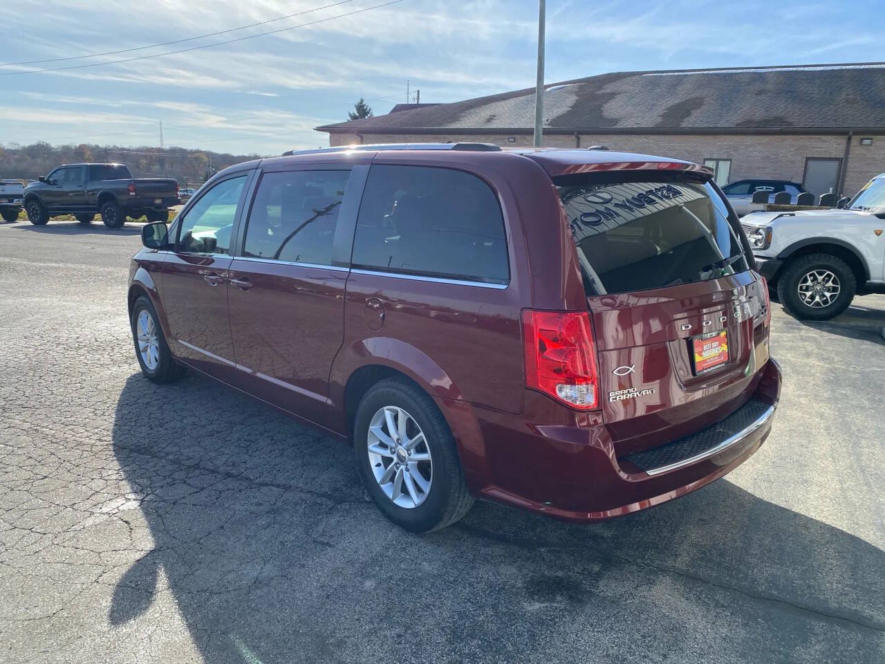 Used 2020 Dodge Grand Caravan SXT FWD image 5