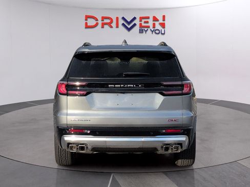 New 2026 GMC Acadia Denali w/ Super Cruise Package image 4