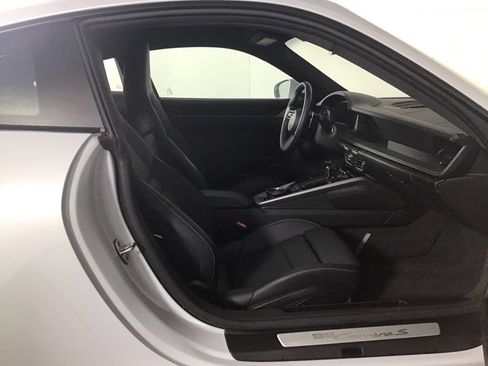 Certified 2026 Porsche 911 Carrera S RWD image 21