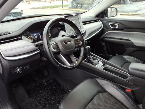 Used 2022 Jeep Compass Latitude w/ Convenience Group image 8