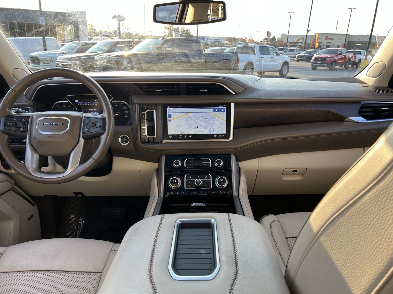 Used 2021 GMC Yukon Denali AWD/4WD image 23