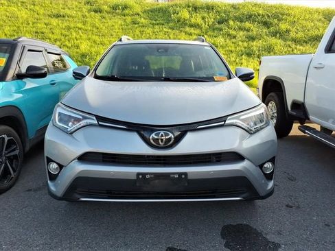 Used 2017 Toyota RAV4 Limited AWD/4WD image 11