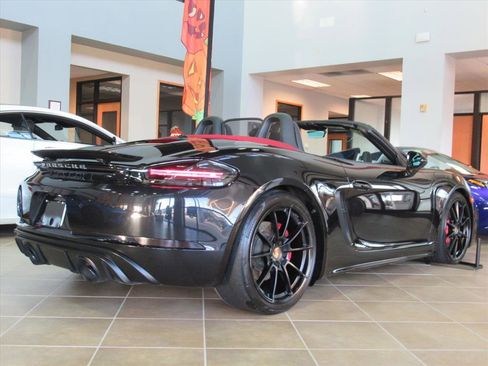 Used 2024 Porsche 718 Boxster GTS w/ GTS Interior Package image 5