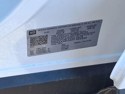 New 2026 Chevrolet Equinox LT w/ Convenience Package II image 10