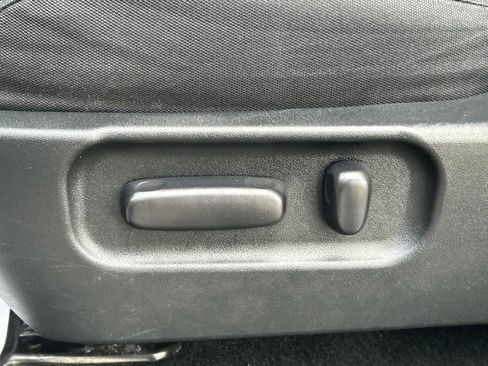 Used 2022 Toyota Tacoma SR5 w/ Technology Package AWD/4WD image 23