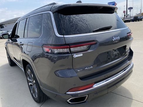 Used 2022 Jeep Grand Cherokee L Overland w/ Luxury Tech Group IV image 6