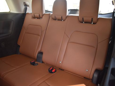 Used 2025 Nissan Pathfinder Platinum w/ Cargo Package FWD image 59