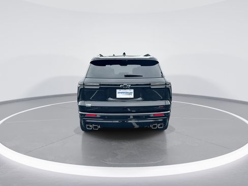 Used 2024 Chevrolet Traverse RS AWD/4WD image 8