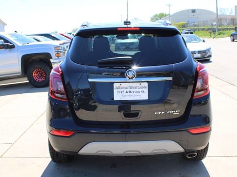 Used 2021 Buick Encore Preferred w/ Safety Package AWD/4WD image 7