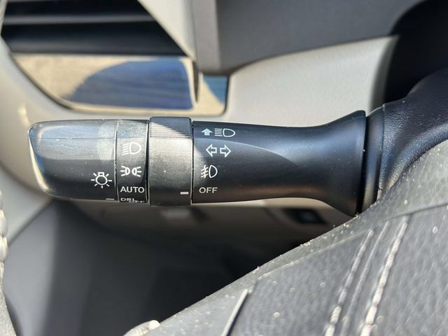 Used 2015 Toyota Sienna XLE Premium FWD image 22