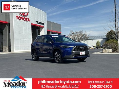 Certified 2025 Toyota Corolla Cross XLE AWD/4WD image 1