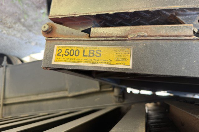 Used 2023 Ford F650 2WD Regular Cab Super Duty image 17