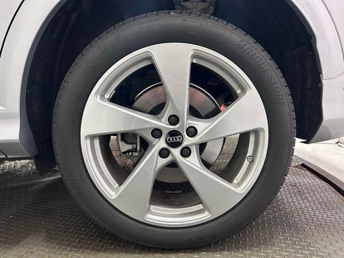 Certified 2025 Audi Q5 Premium w/ Premium Plus AWD/4WD image 30