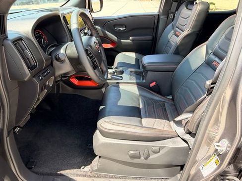 Used 2025 Nissan Frontier Pro-X w/ Pro Premium Package RWD image 10