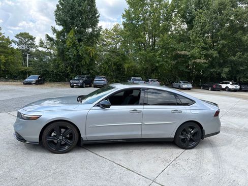 Used 2023 Honda Accord Sport image 7
