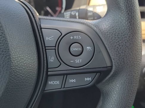 Used 2025 Toyota RAV4 XLE w/ Convenience Package FWD image 21