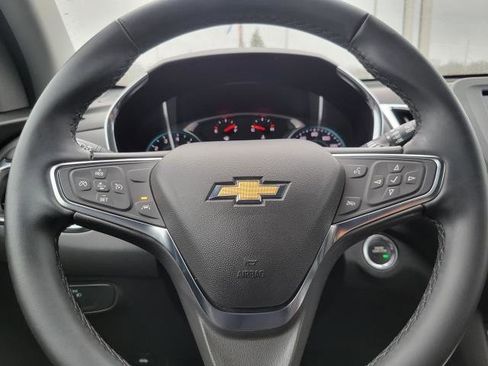 Used 2024 Chevrolet Equinox LT w/ LPO, Floor Liner Package FWD image 10